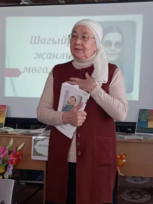 Ветеран мөгаллимәне искә алдылар