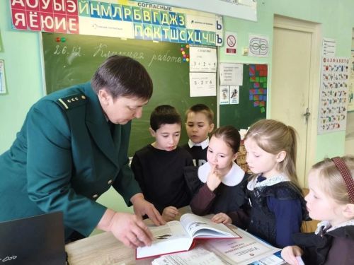 В Терсинской школе состоялся урок экологии от представителя Кичкетанского природного заказника