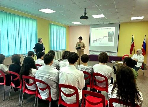 В подростковом клубе «Ровесник» прошла антинаркотическая беседа со школьниками