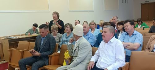 Эдуард Михайлов принял участие в летней сессии Всемарийского совета