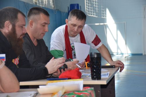 В Агрызе состоялись соревнования по национальной борьбе