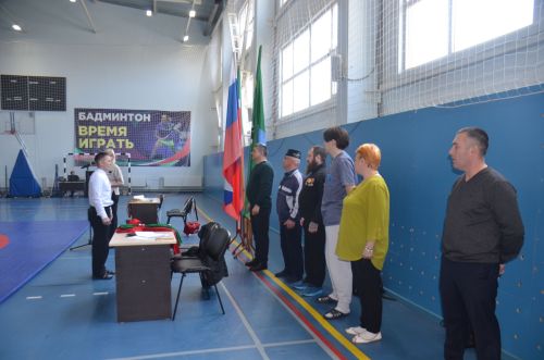 В Агрызе состоялись соревнования по национальной борьбе