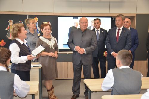 В Агрызе открылась новая гимназия №1 имени Асафа Абдрахманова