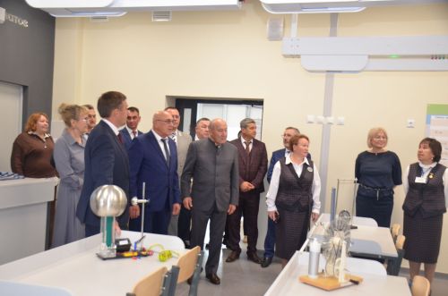 В Агрызе открылась новая гимназия №1 имени Асафа Абдрахманова