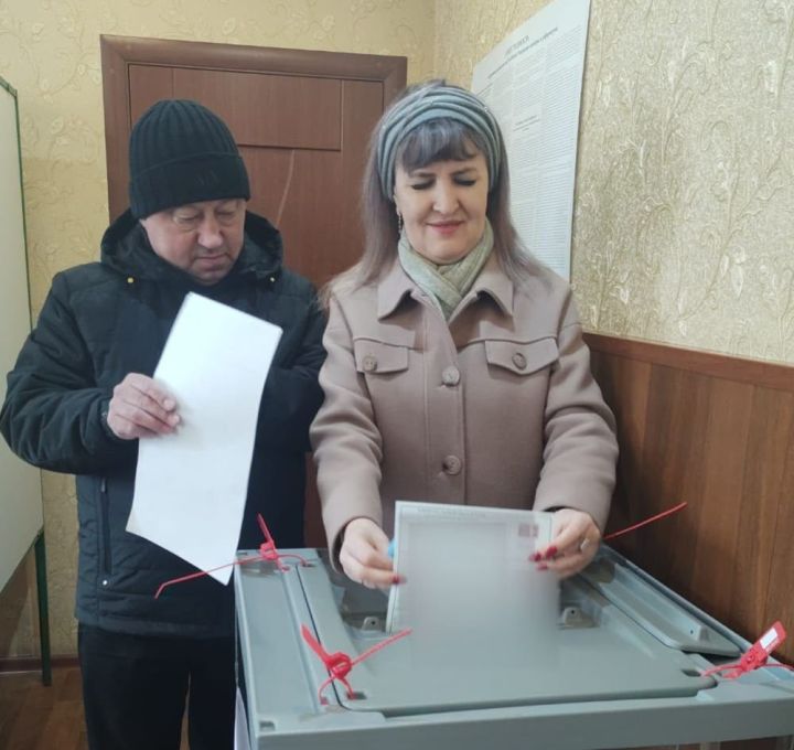 Начальник управления образования Агрызского района: «Очень важно прийти на участки и проголосовать - выбрать наше будущее»