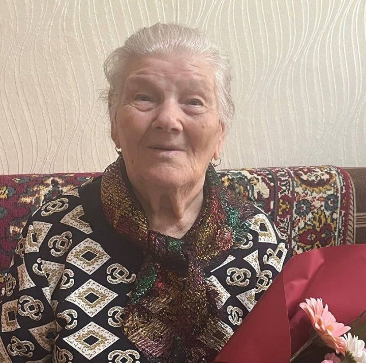 Елену Субаеву из Агрыза поздравили с 95-летним юбилеем