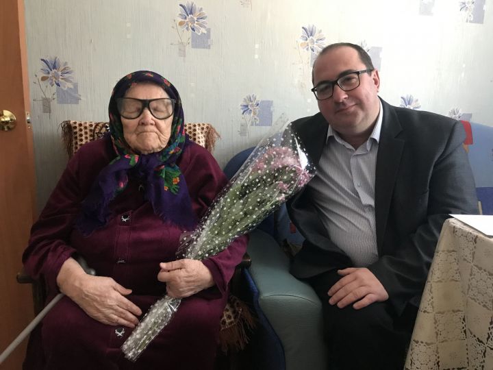 Сегодня свое 90-летие отмечает Пашкина Екатерина Андреевна