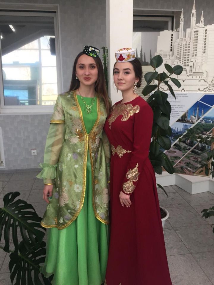 Агрызские девушки приняли участие на зональном этапе конкурса  «Татар кызы» в Нижнекамске