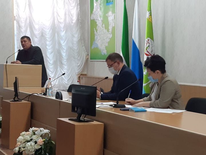 В администрации Агрызского района обсудили ситуацию с коронавирусом