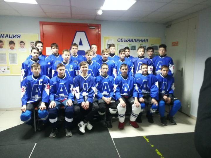 Юные хоккеисты из Агрыза приглашены на "Золотую шайбу"