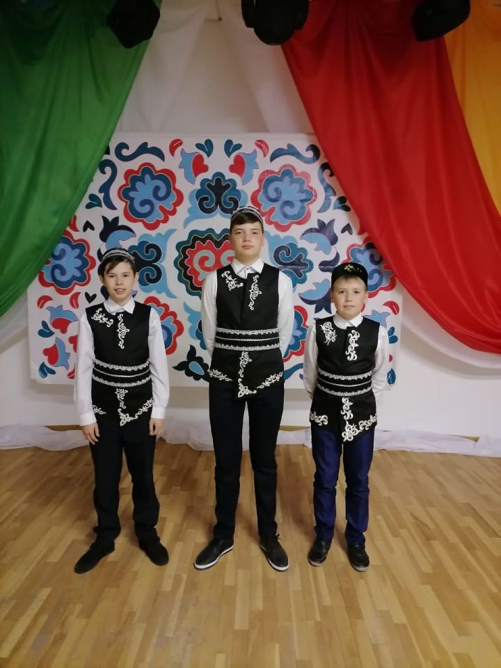 Наши - на конкурсе исполнителей татарской и башкирской инструментальной музыки" Язгы тамчы"