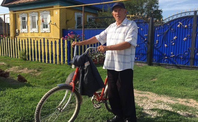 75-летний житель Агрызского района проезжает на велосипеде более 100 км в день