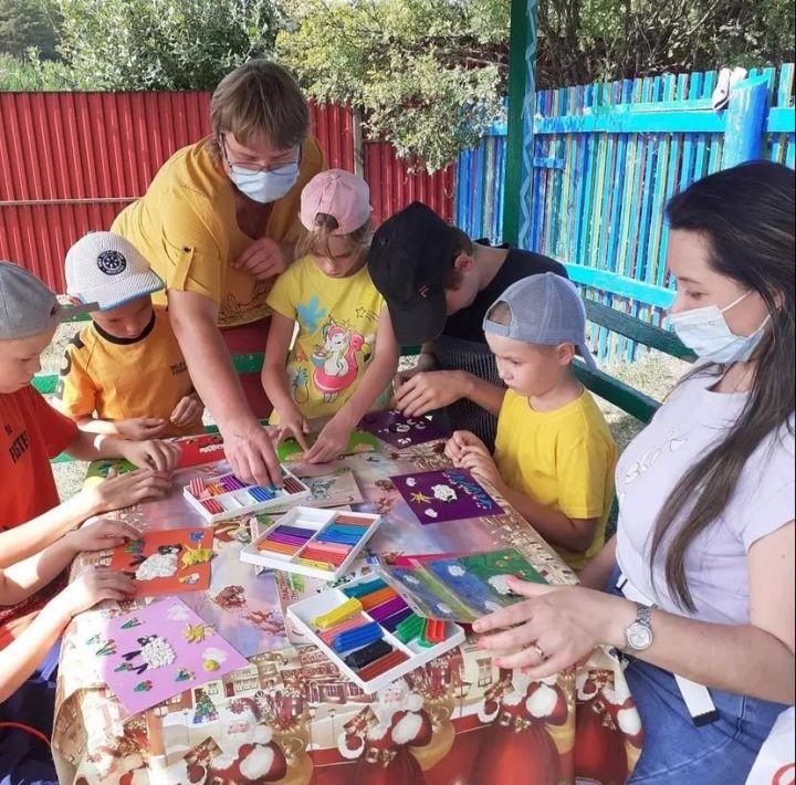 Благотворительная организация посетила приют "Ласка"