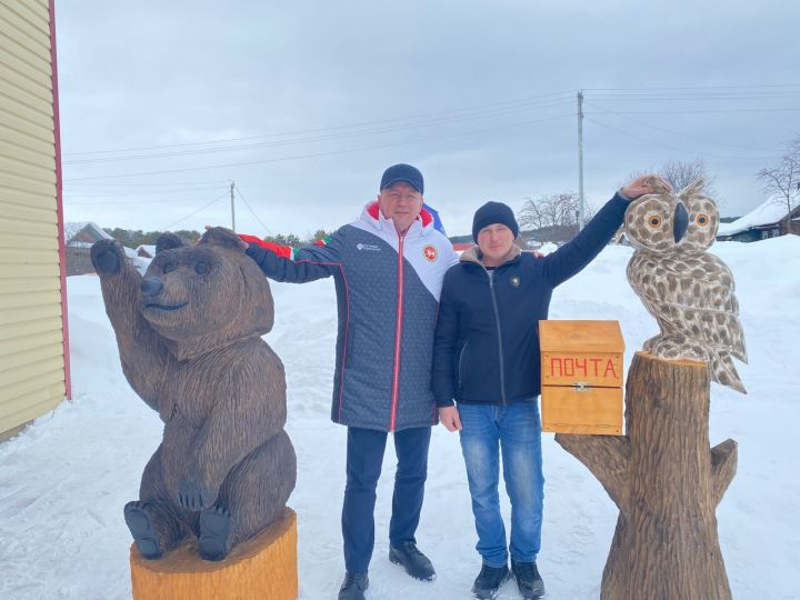 В Агрызе началось строительство Ледяного городка