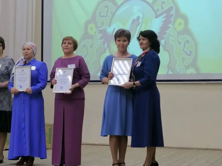 Гульнара Мурзина борется за звание "Лучший учитель татарского языка"
