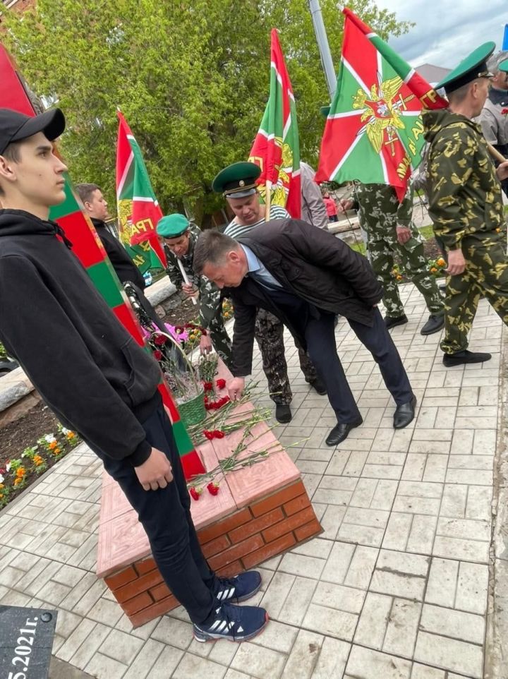 В Агрызе отметили День пограничника (ФОТО)