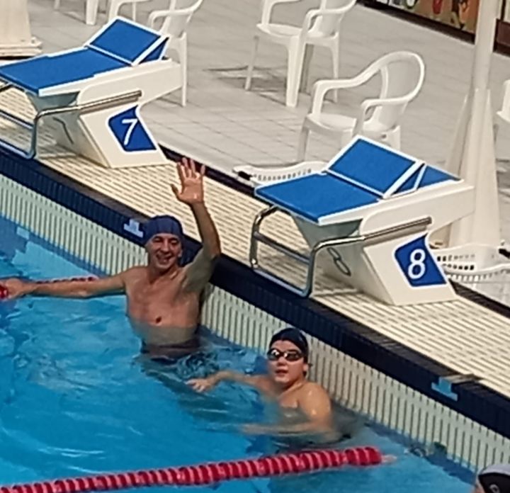Агрызцы завоевали 10 место на соревнованиях по плаванию “Связь поколений»