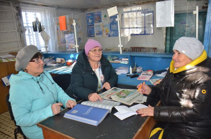 Почта Лида, Почта Надя, Почта Галя - три родные сестры работают в Сарсак-Омгинском почтовом отделении