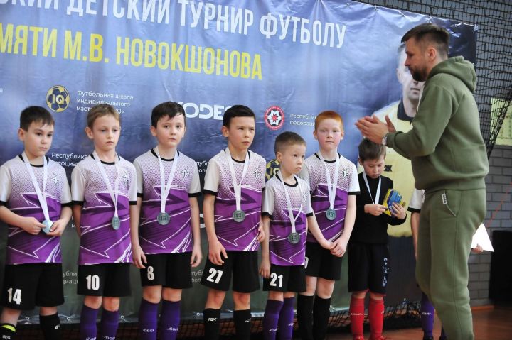 Максим Кирилов из Агрыза признан лучшим игроком на турнире памяти М.В.Новокшонова