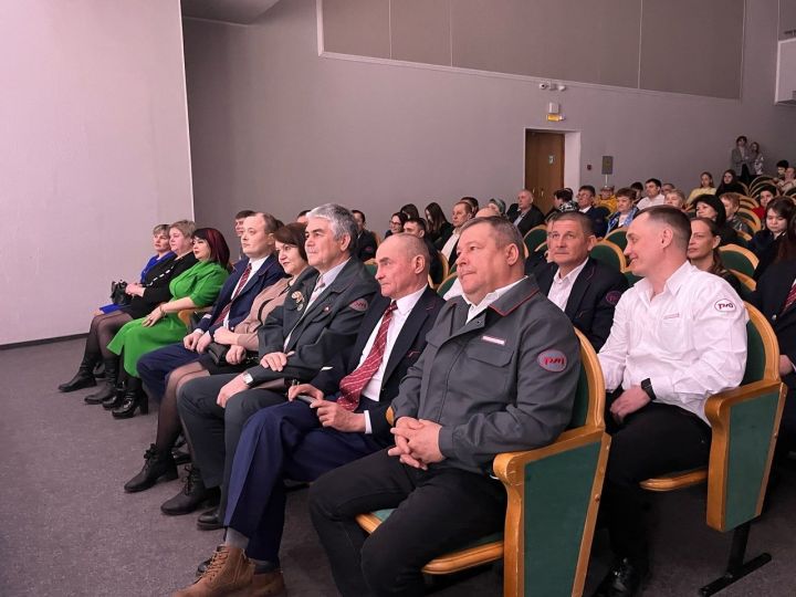 В Агрызе впервые отметили День машиниста