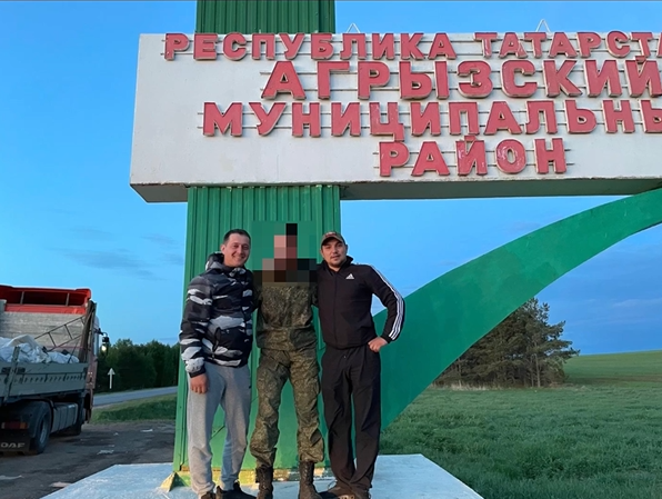 Жители Крындов торжественно встретили участника СВО (ФОТО, ВИДЕО)