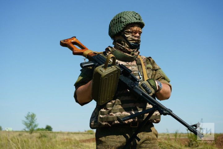 В Татарстане растет число подписавших контракт на военную службу с Минобороны