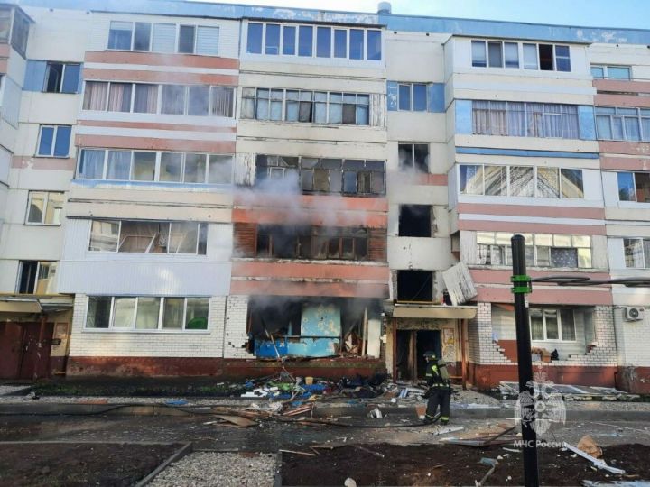 В результате взрыва газа в Нижнекамске пострадали два человека