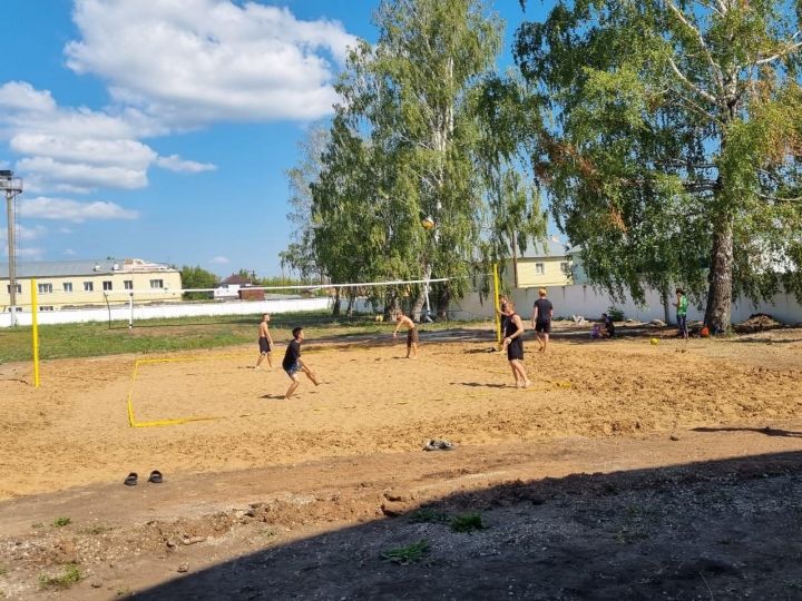 Әгерҗе стадионында пляж волейболы мәйданчыгын ачу тантанасы булды
