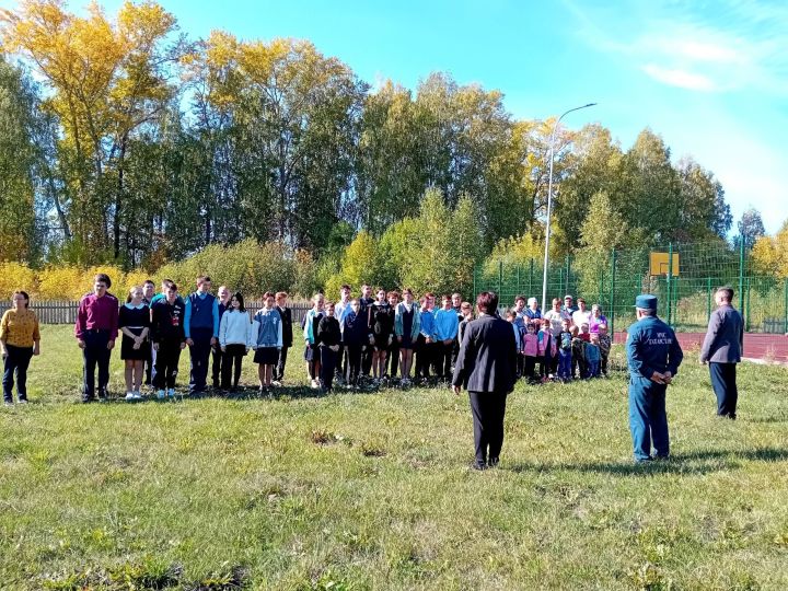 В Кадыбашской школе прошла учебная пожарная эвакуация