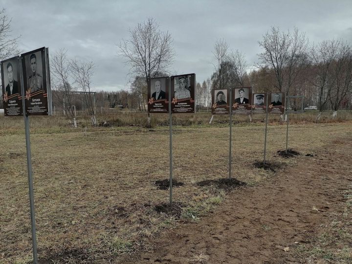 На территории Кучуковской школы открыли Стелу в честь погибшего выпускника-участника СВО