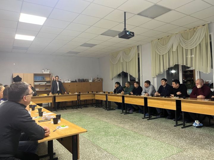 В школе №3 имени Т.Гиззата провели Совет отцов