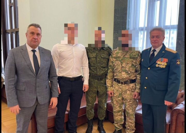 Военнослужащие Агрызского района приняли участие на праздновании Дня защитника Отечества в Казани