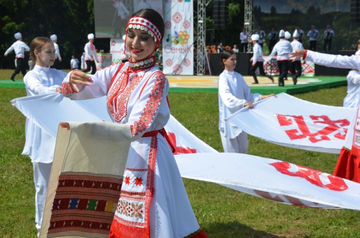 Татарстан халыкларының традицион бәйрәмнәрен үткәрү даталары билгеле