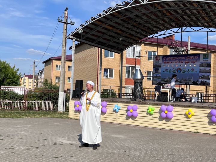 Динар Шаймарданов, шоу мыльных пузырей и плов: как в Агрызе отпразднуют Курбан-байрам