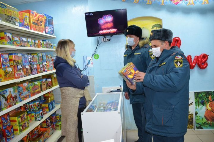 Особый противопожарный режим объявлен в Агрызском районе на период новогодних праздников