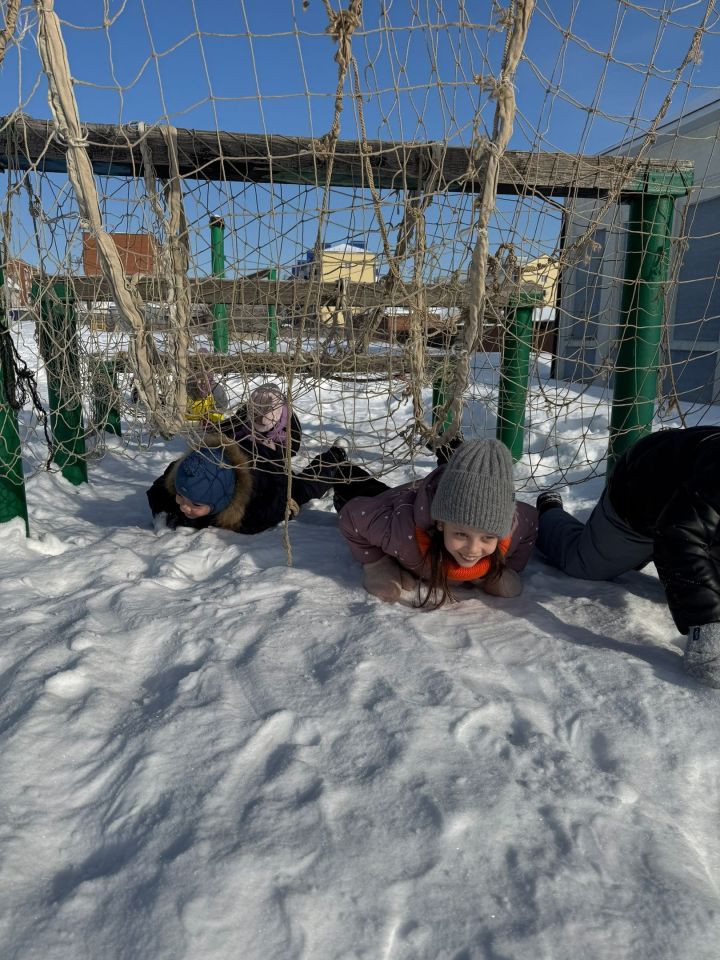 Әгерҗенең икенче мәктәбендә “Аҗаган” хәрби-спорт уены узды