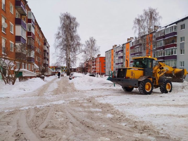 В Агрызском районе службы перешли на усиленный режим из-за непогоды