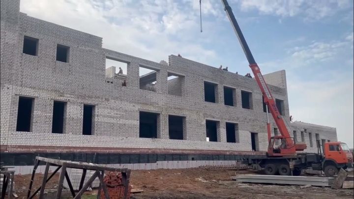 В Агрызе на строительство новой школы направлено 701 млн рублей
