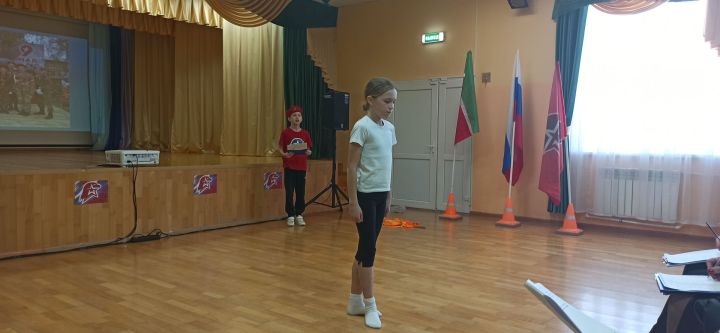 В Агрызе состоялась военно-спортивная игра «Юнармейские старты»