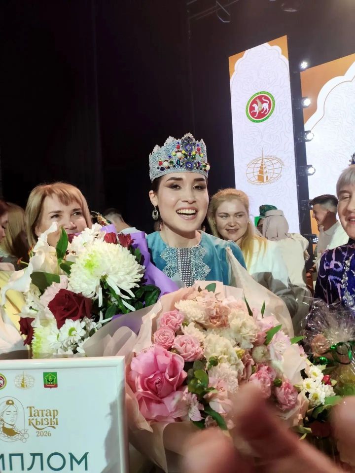Гөлназ Рәшитова «Татар кызы» бәйгесендә Әгерҗе районы данын яклады