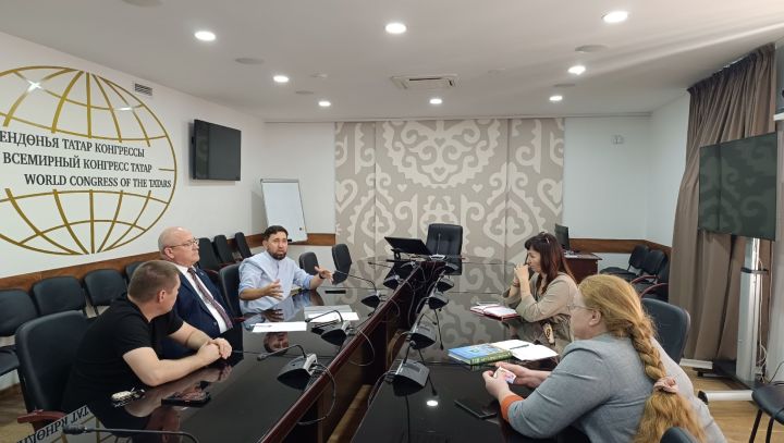 Бөтендөнья татар конгрессы бинасында Татарстан Республикасы Әгерҗе районы якташлар җәмгыятенең җыелышы узды